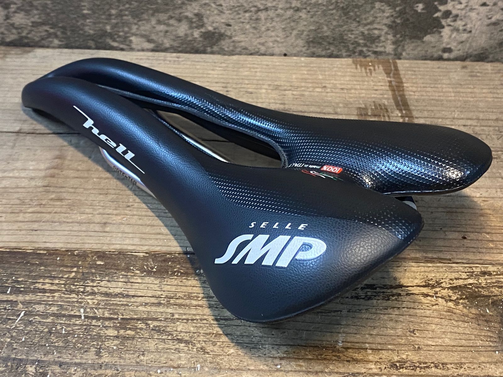 JP705 SELLE SMP hell サドル 黒 aisi 304 tubeレール - メルカリ