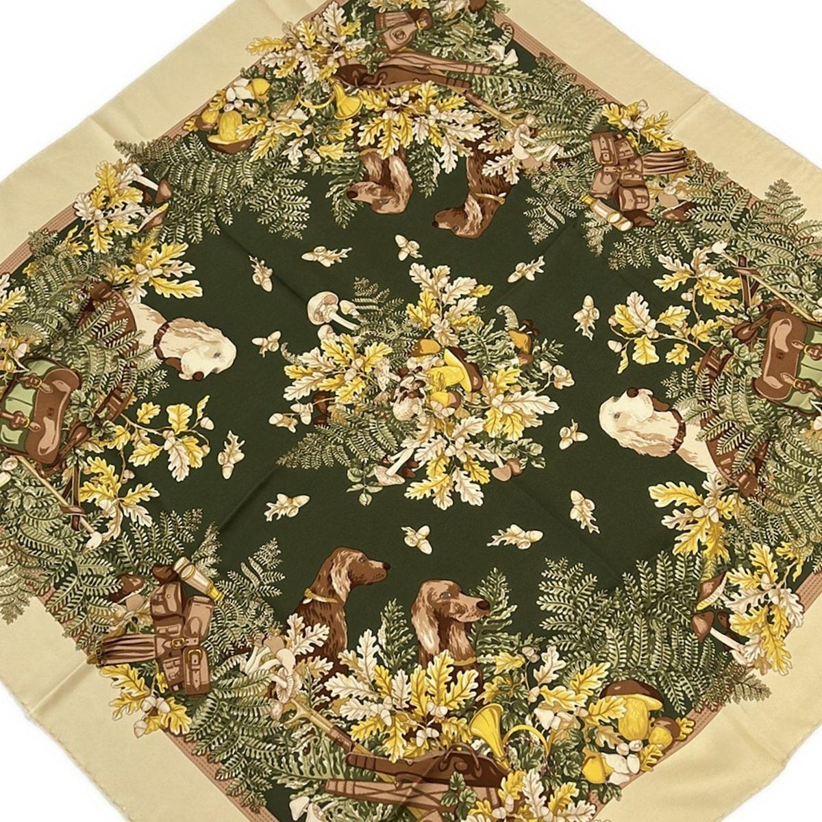 LOEWE ロエベ スカーフ カーキ ベージュ マルチ イヌ キノコ柄