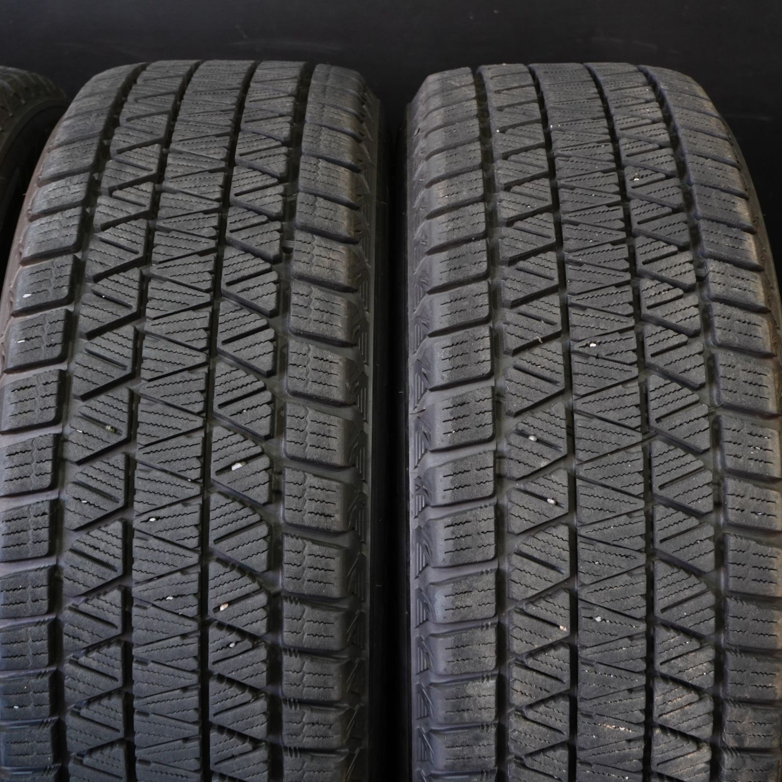  20年製 バリ山 ブリヂストン BLIZZAK DM V 3 SK 9 フォレスター 225 60 R 17 7 J 48 114 5 H スタッドレス クロストレックにも 17インチ タイヤ ホイールセット