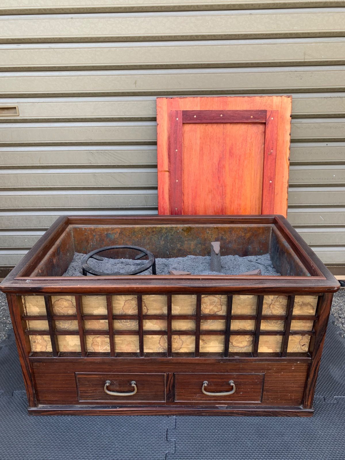 角火鉢 長火鉢 囲炉裏 灰付 格子枠 テーブル 引き出し 五徳2点 灰付き レトロ