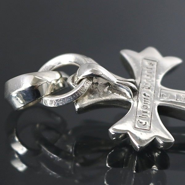 CHROME HEARTS 銀座店 クロムハーツ スモールCHクロス ウィズ ベイル