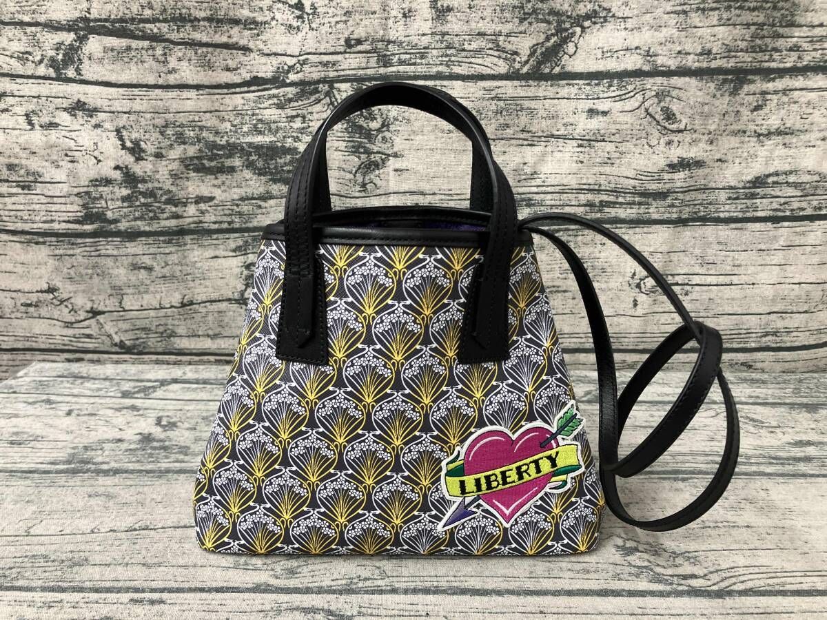 LIBERTY LONDON リバティー ロンドン 2way ショルダーバッグ