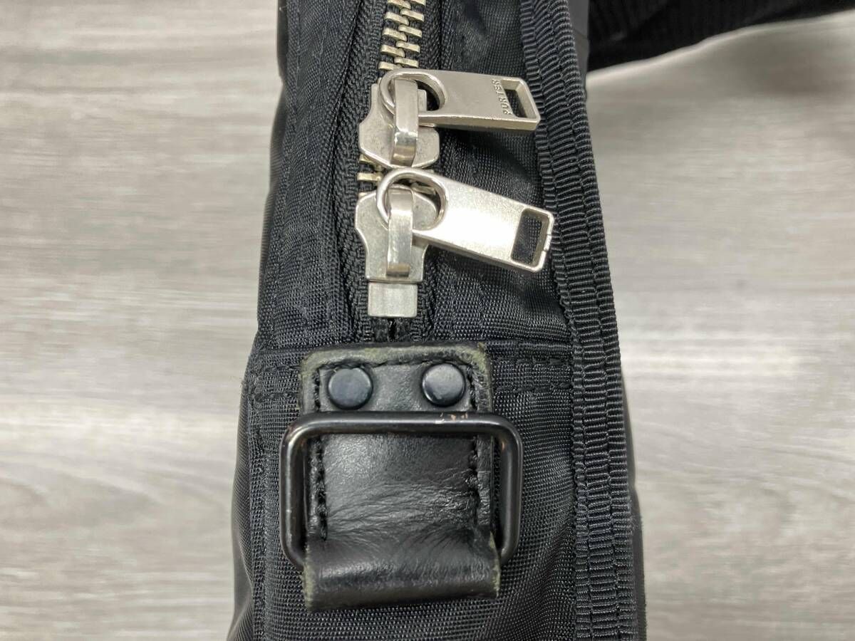 PORTER ショルダーバッグ LIFT SLING SHOULDER ブラック 【公式通販】