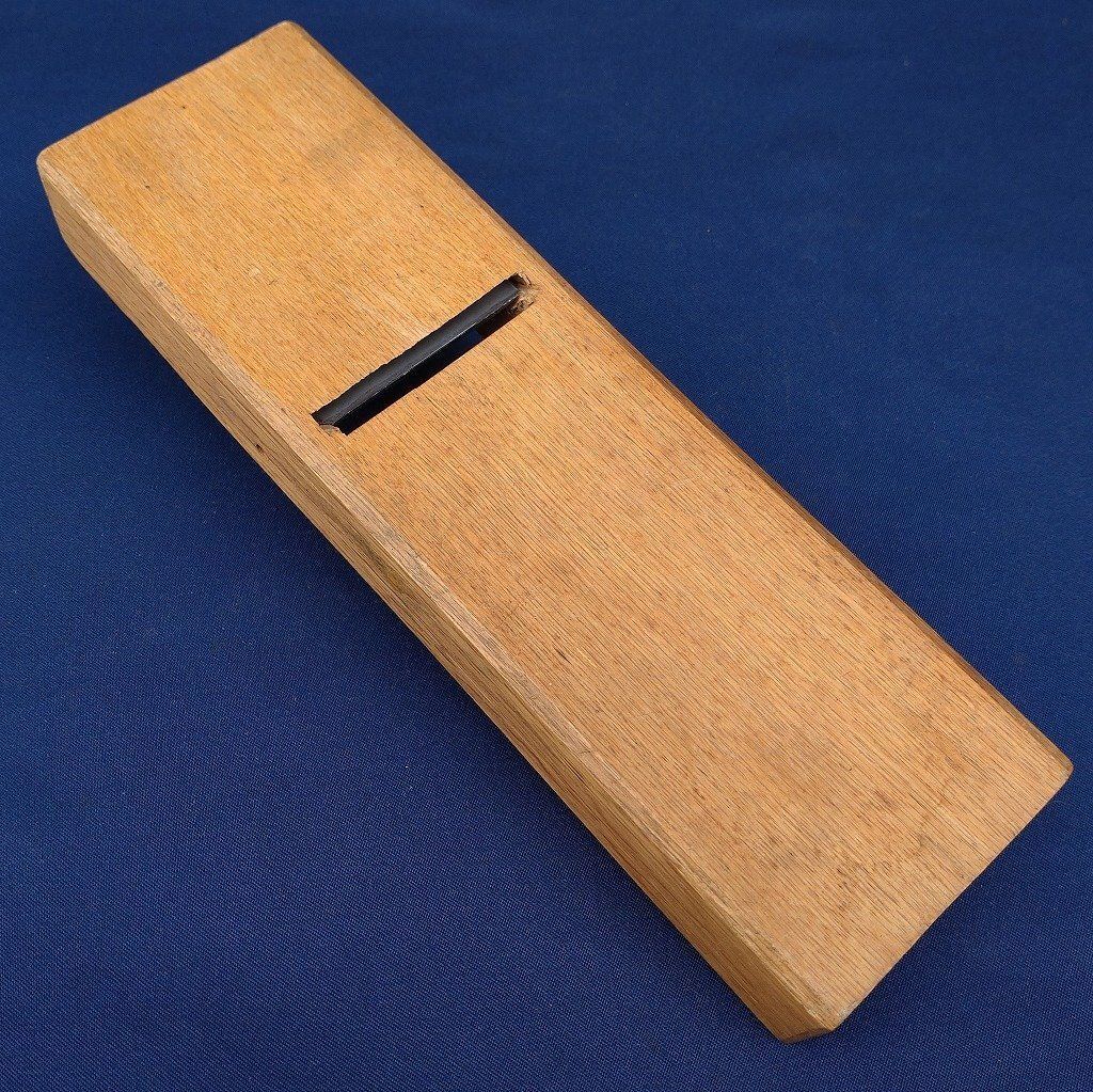 平鉋 天地人 大自然 古式鍛錬 刃幅約72㎜ 台長約288㎜ 寸八鉋 寸8鉋 かんな カンナ 大工道具 工具 日本製 3139