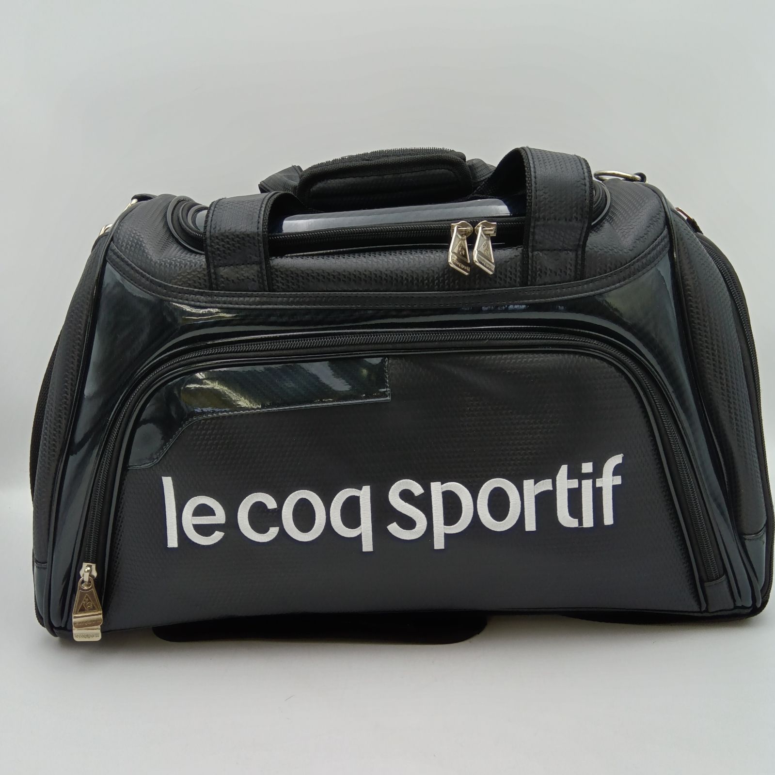 ルコックスポルティフ ゴルフ ボストンバッグ【ブラック】新品！ le coq sportif(ルコックスポルティフ) ロールボストンバッグ | イオン