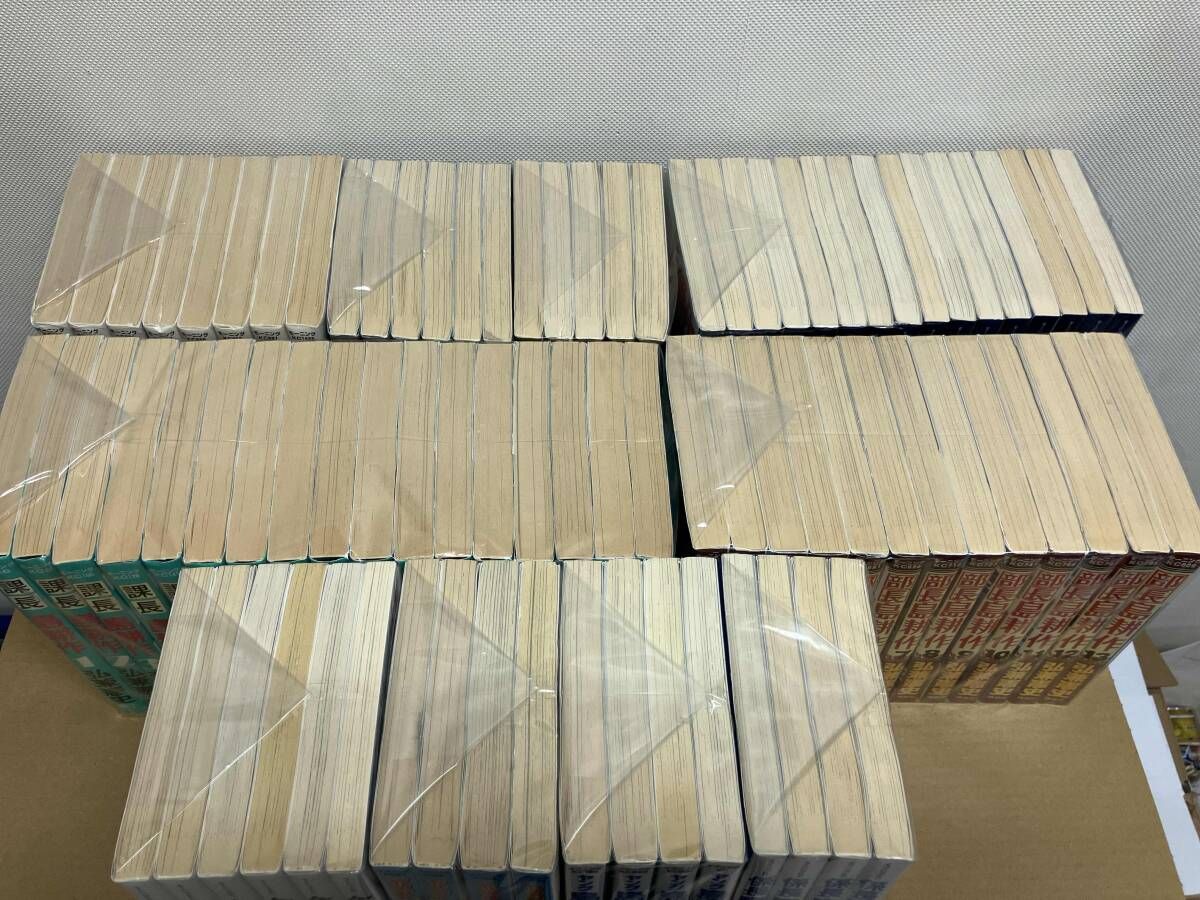 島耕作シリーズ 計83冊 ヤング 全4 主任編 係長 課長 全17 部 長 全13 取締役 全8 常務 全6 専務 全5 社長 全16 会長1-6