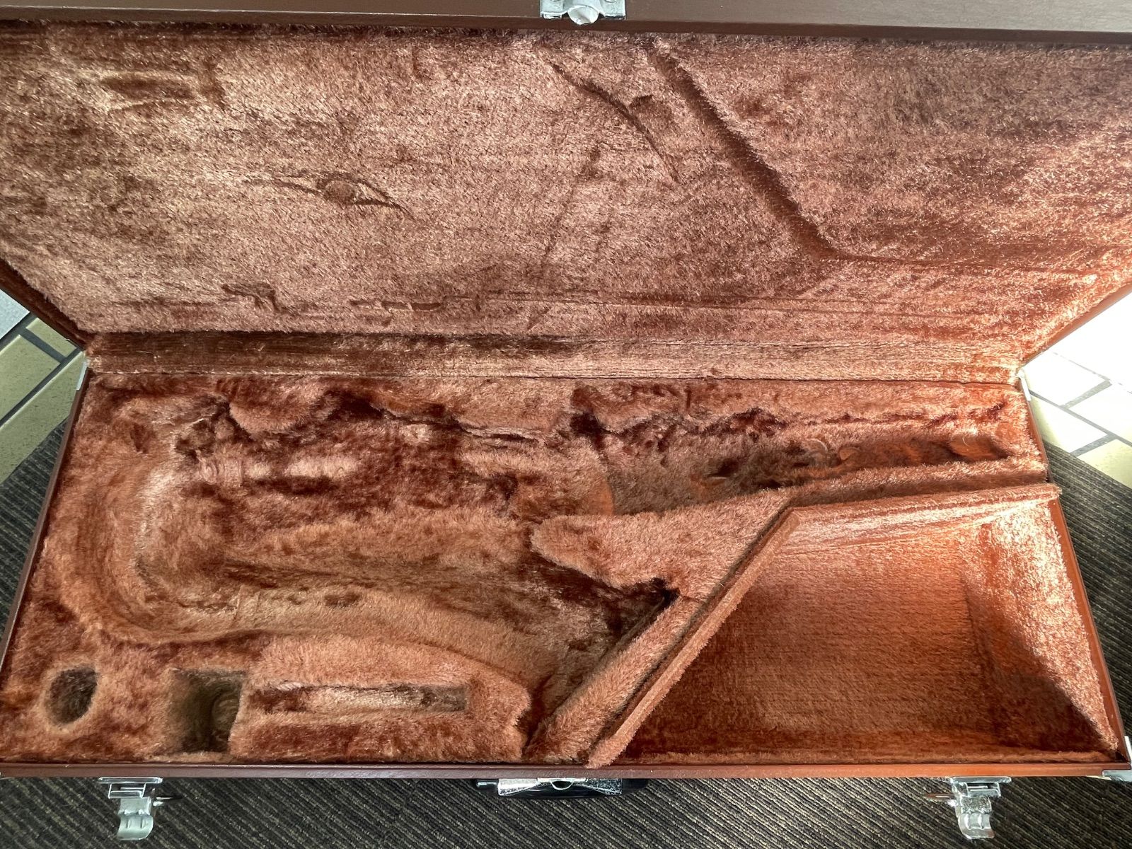 YAMAHA純正 アルトサックスハードケース ブラウン