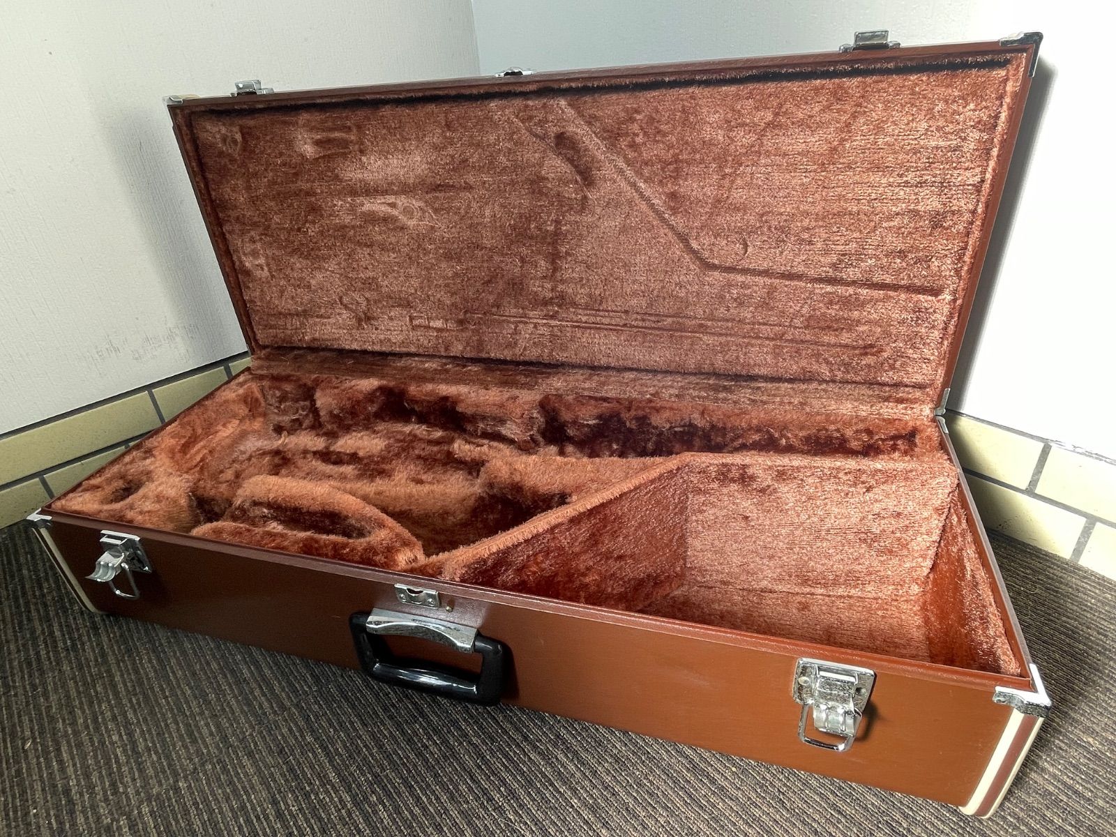 アルトサックス ハードケース ブラウン YAMAHA純正 アルトサックスハードケース ブラウン - メルカリ