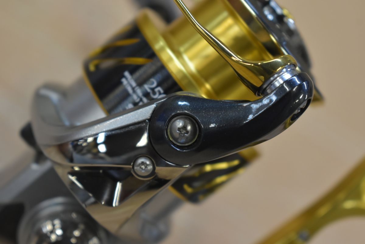  シマノ BB X デスピナ 2500 DXG スピニングリール SHIMANO DESPINA グレ チヌ フカセ 釣り 等に フィッシングハサミ ベイトリール スピニングリール リール