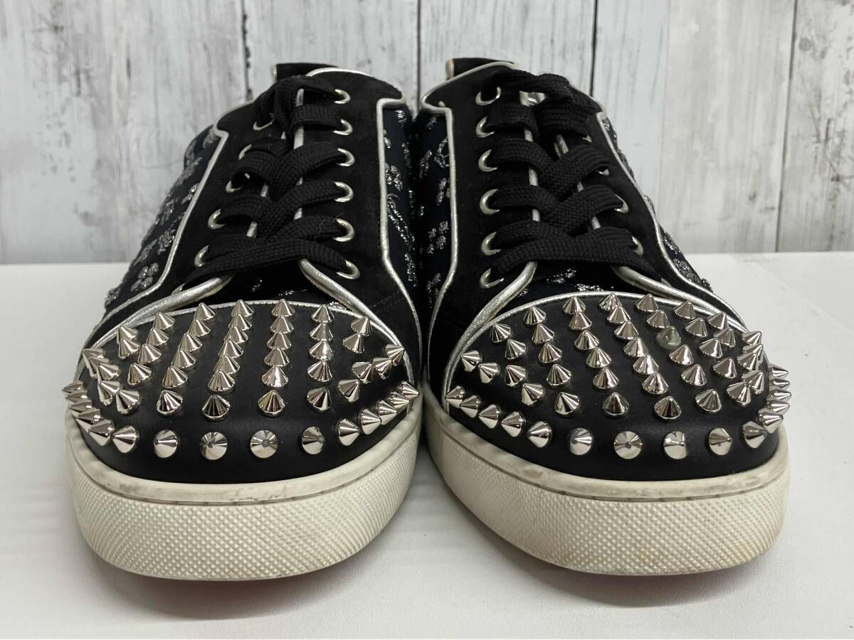 Christian Louboutin スパイクスタッズスニーカー クリスチャン