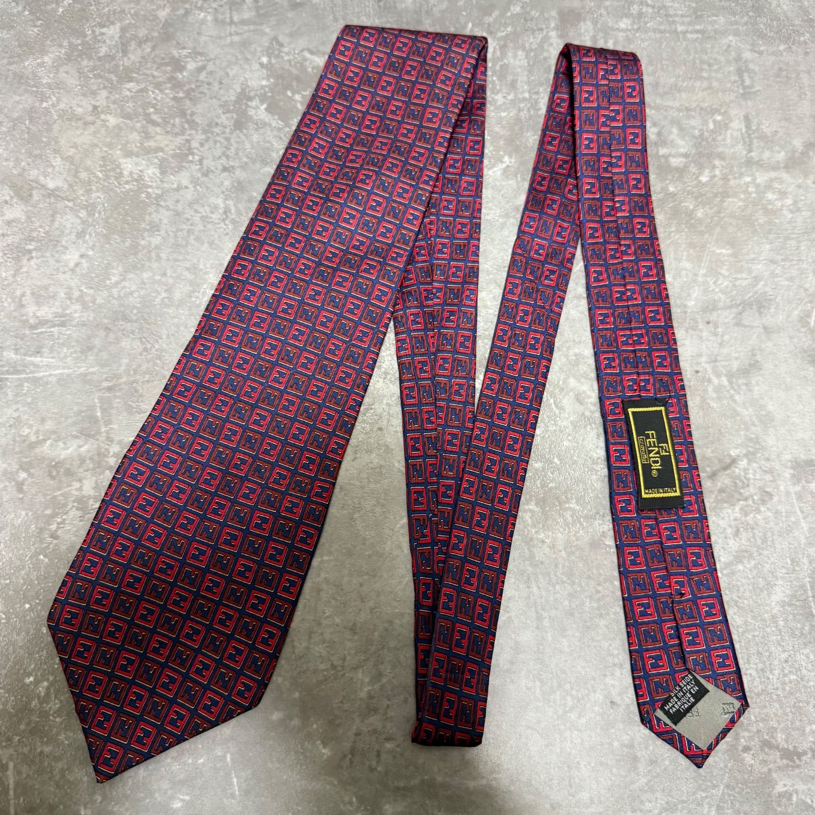✨極美品✨】FENDI フェンディ ネクタイ ズッカ FF柄 ハイブランド