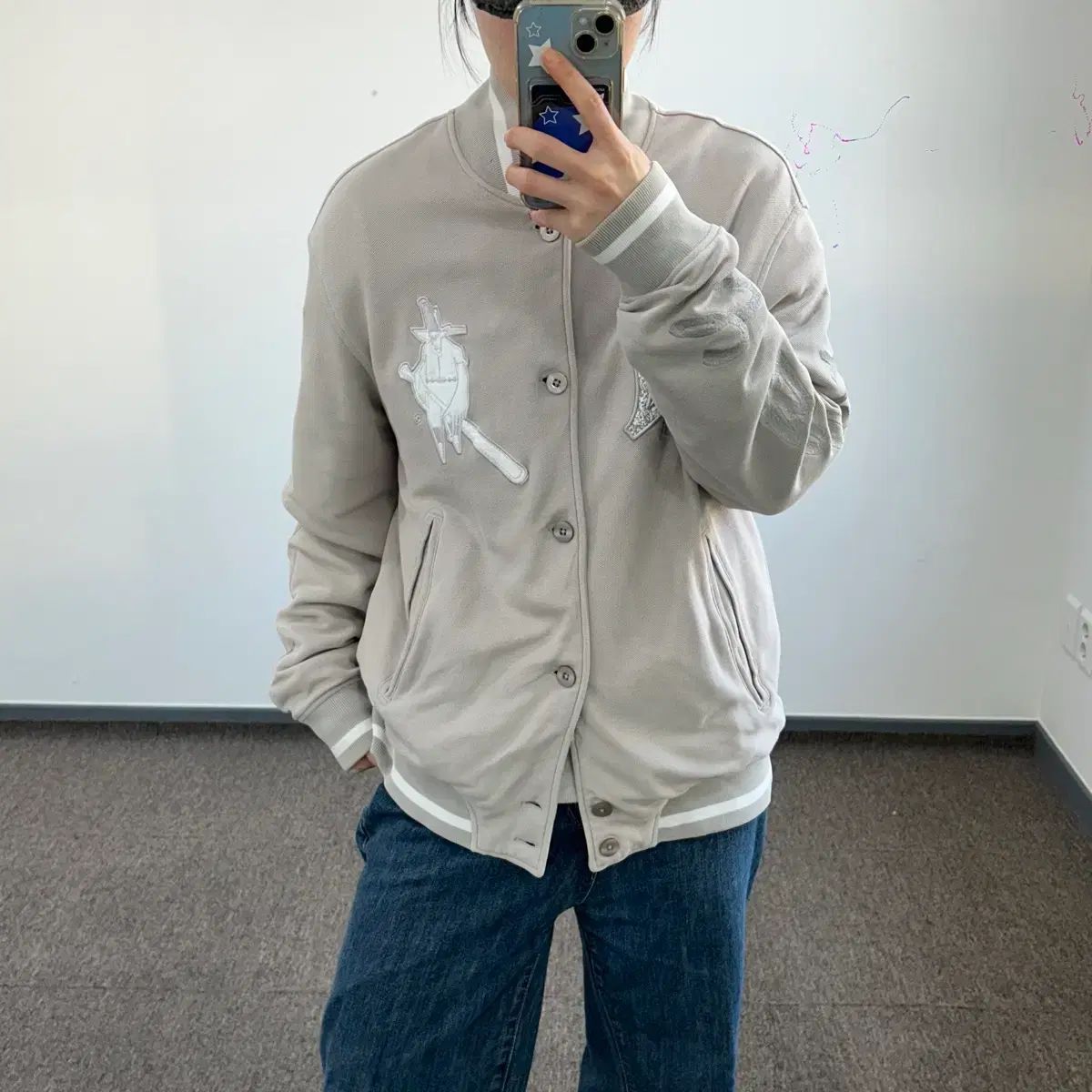 ナイキX MLB ボンバーズ アッシュベージュ スタジャン