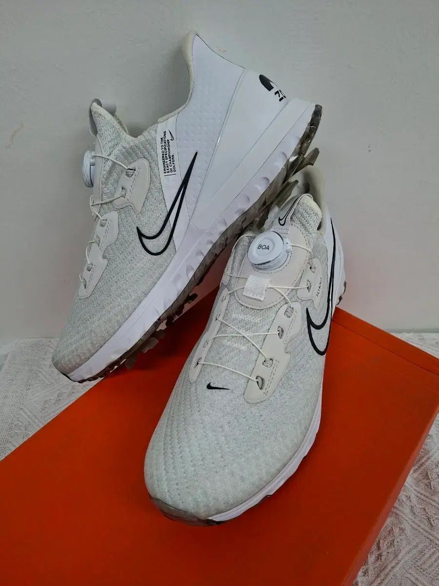 ナイキ エア ズーム インフィニティ ツアー BoA ワイド 白 290サイズ