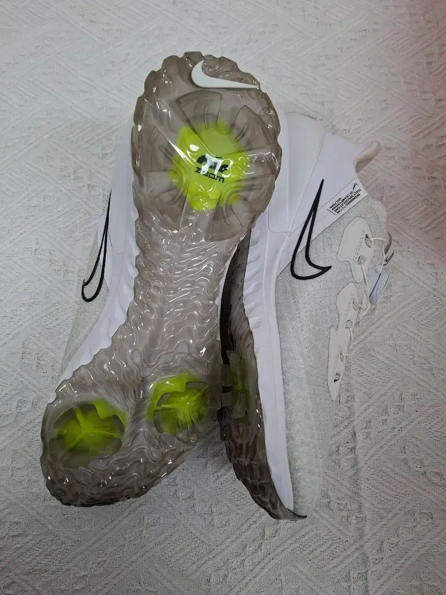 ナイキ エア ズーム インフィニティ ツアー BoA ワイド 白 290サイズ