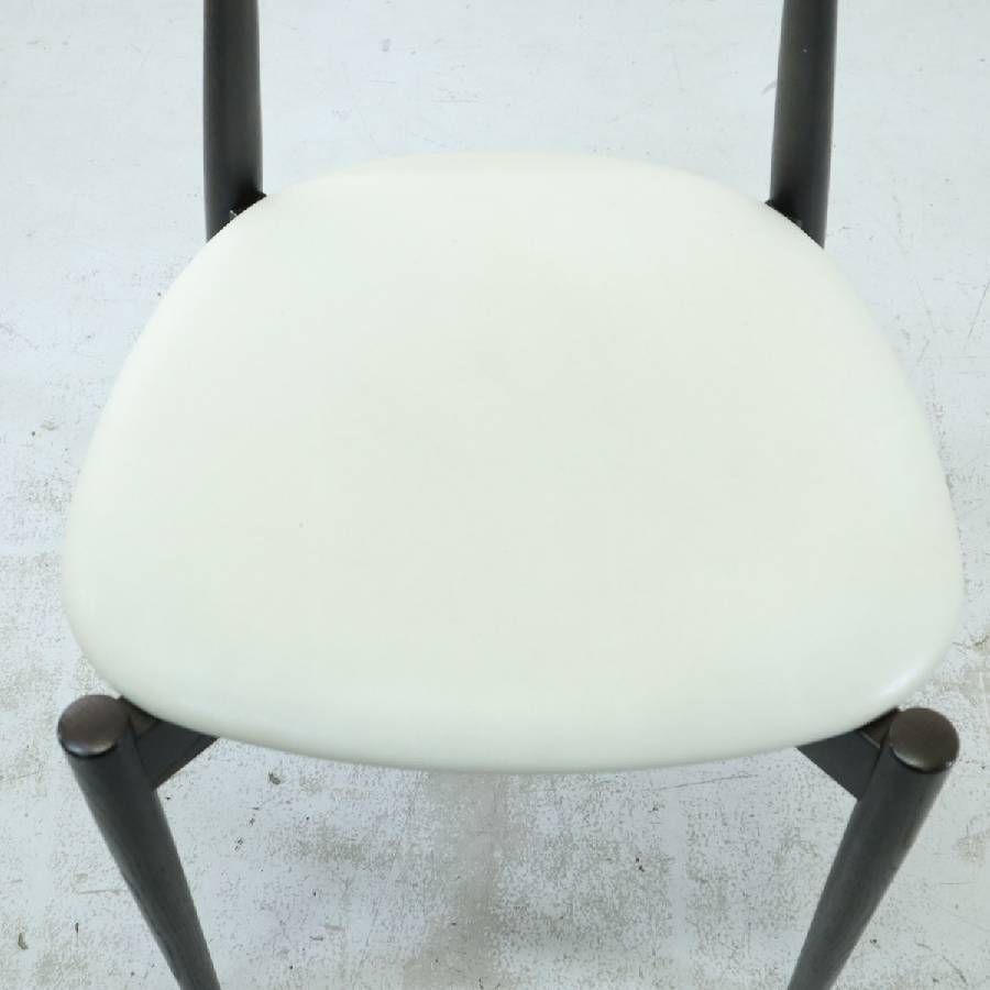 秋田木工 IDC大塚 ダイニングチェア No.0808 曲木 合成皮革 ホワイト