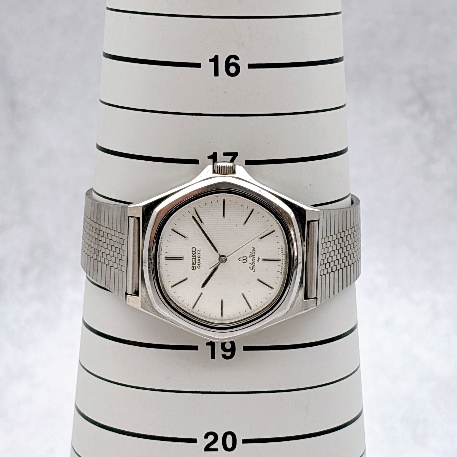 SEIKO SilverWave オクタゴン　クォーツ腕時計　デイデイト 稼働 SEIKO セイコー Silver Wave 5931-5240 メンズ 腕時計 オクタゴン