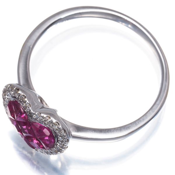 専用❣️お年玉企画付き❗️ミステリーセッティングルビーブローチ ルビー 0.85ct ダイヤ ダイヤモンド 0.15ct ミステリーセッティング