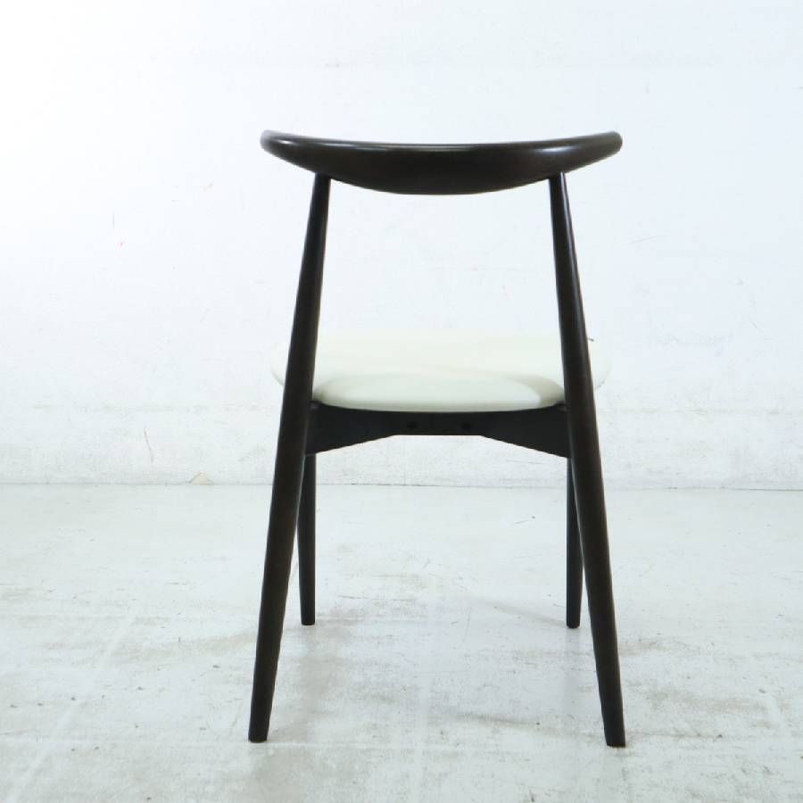 秋田木工 IDC大塚 ダイニングチェア No.0808 曲木 合成皮革 ホワイト