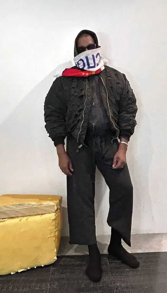 アレキサンダー ディジェノバ ブルゾン