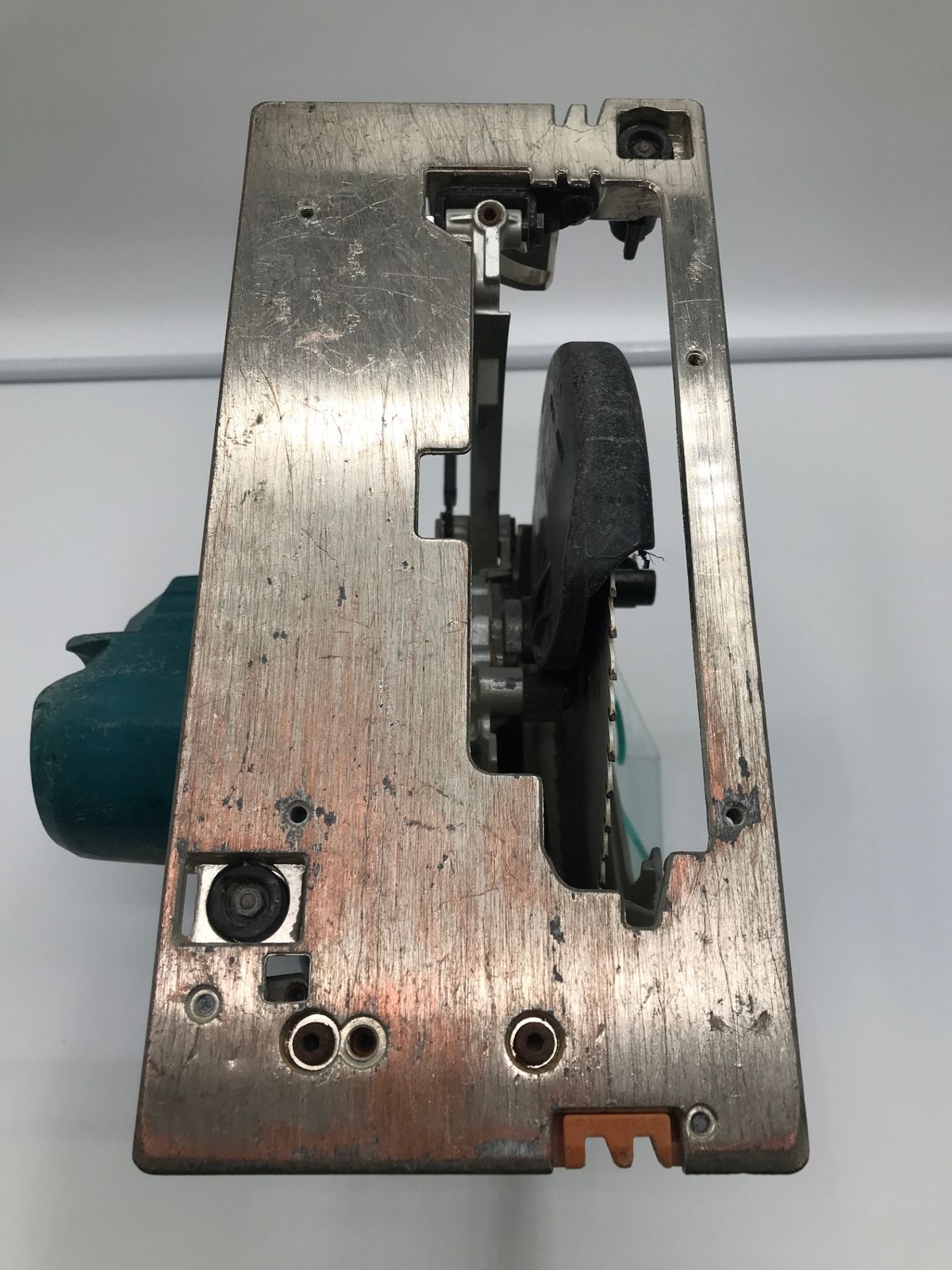 v充電式マルノコ