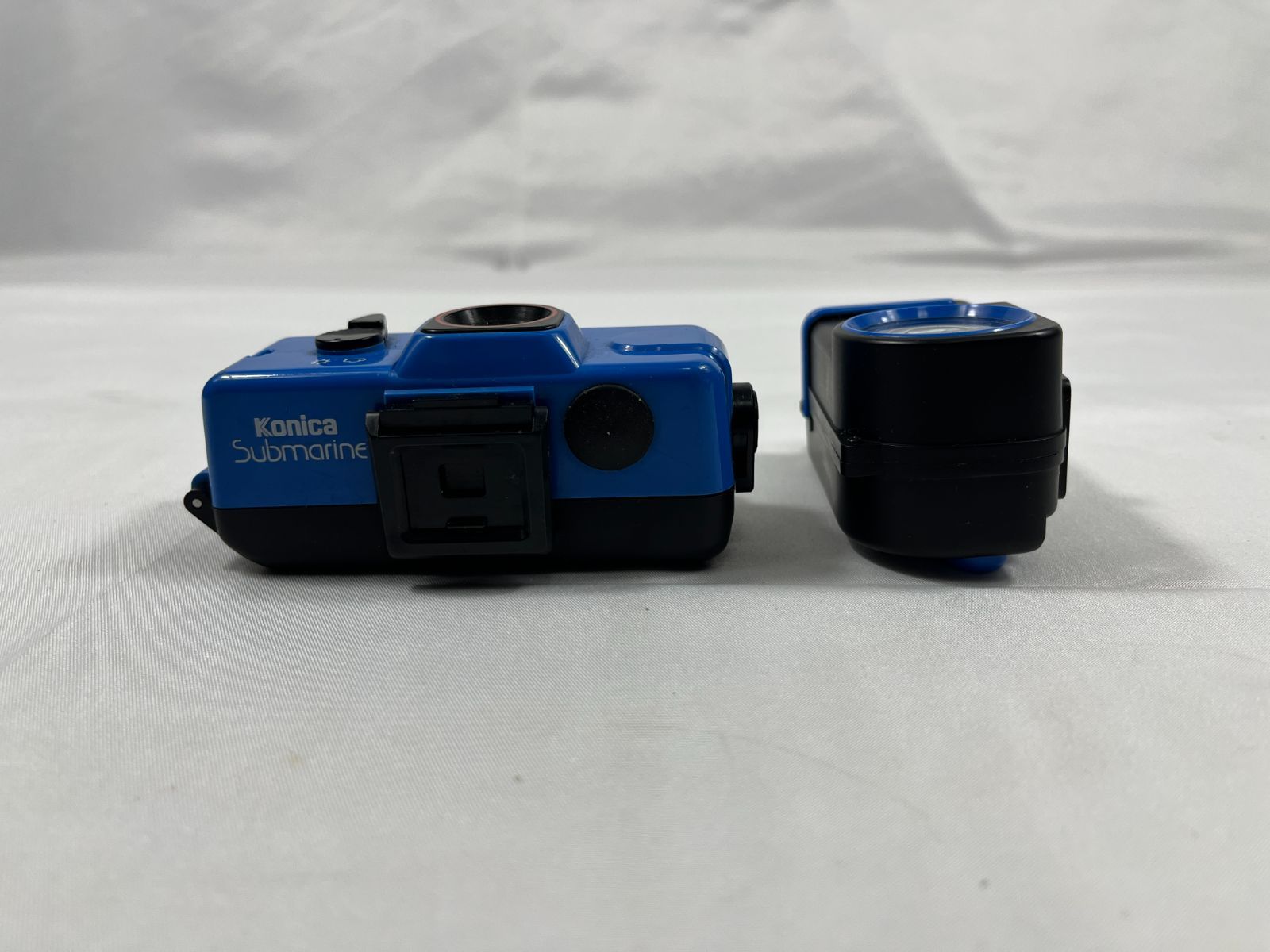 ジャンク品 Konica コニカ SubmarineF AXION WAVE110 カメラ 水中