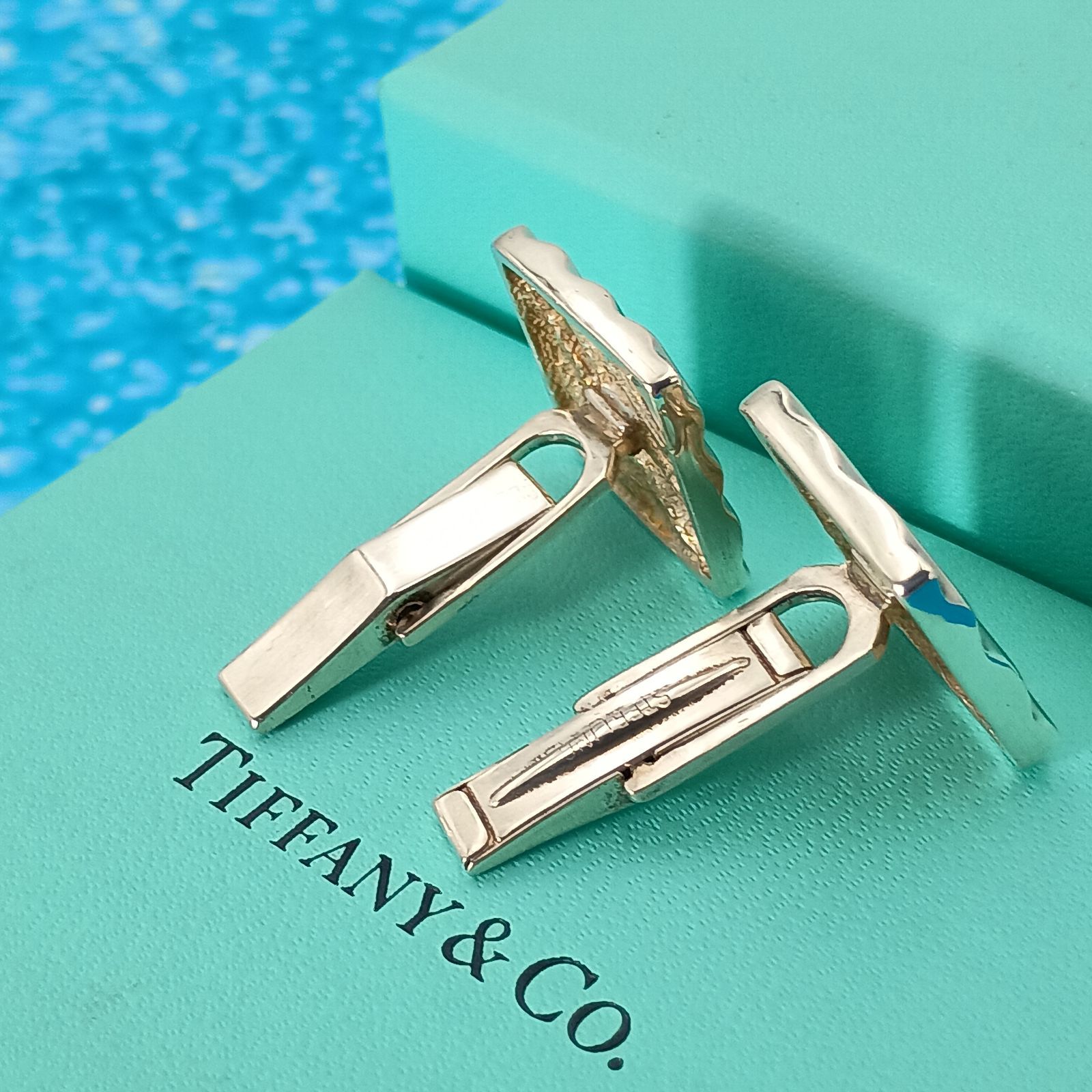 ティファニー スクエア カフス 鏡面 ヴィンテージ シルバー A248030 ティファニー スクエア カフス 鏡面 ヴィンテージ シルバー A248030