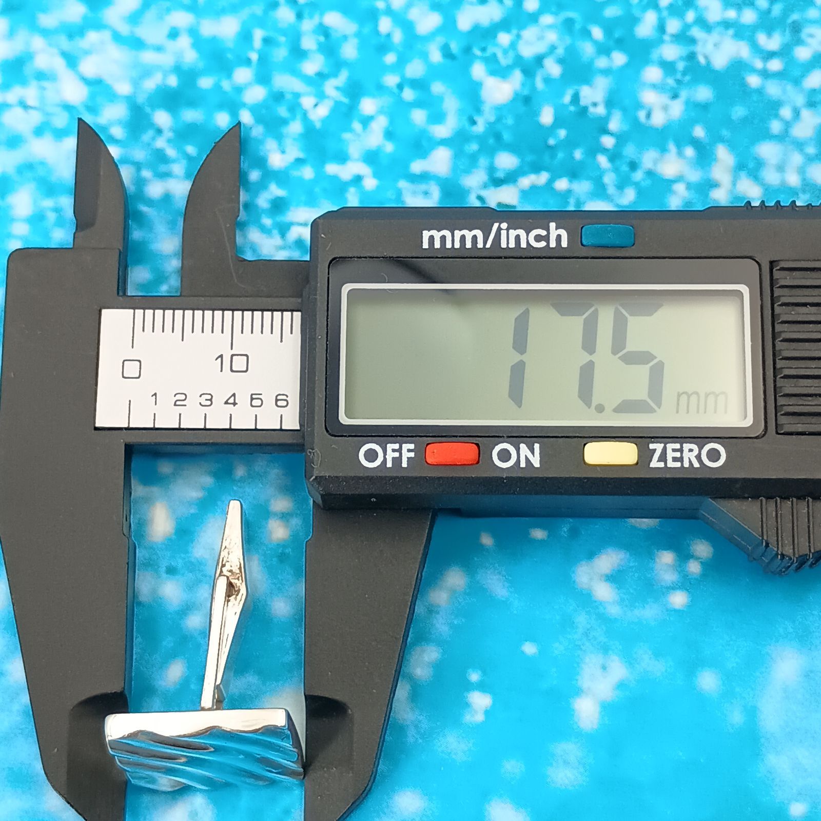 TIFFANY&Co. ティファニー スクエア ウェーブライン ストライプ カフス