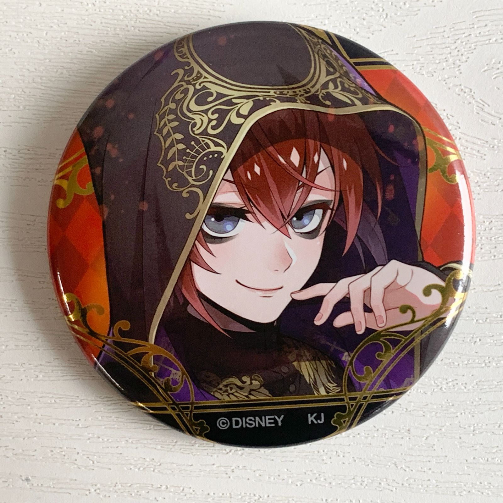 ディズニー ツイステッドワンダーランド トレーディング缶バッジ 式典