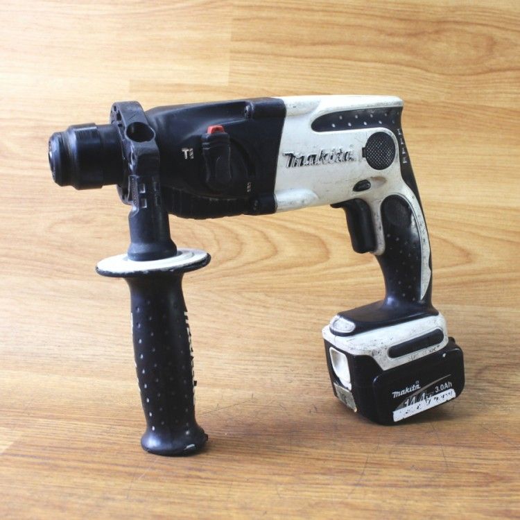 Makita マキタ HR 162 D 14 4 V 3 0 Ah 充電式ハンマドリル BL 1430