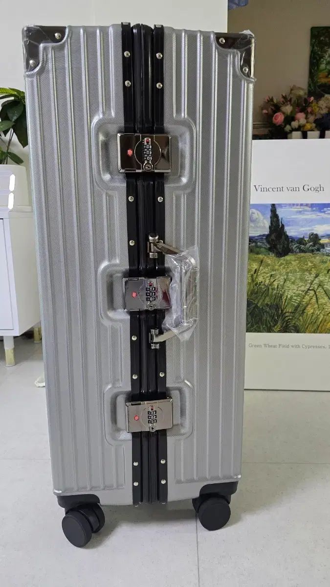 50%OFF ♥ 28インチ シルバー アルミニウム キャリアー 荷物用