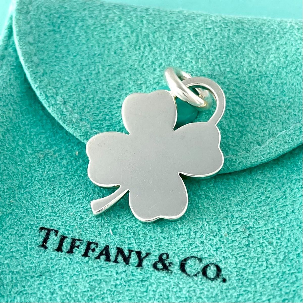 ティファニー 四つ葉 クローバー チャーム ペンダント XH3fe - メルカリ