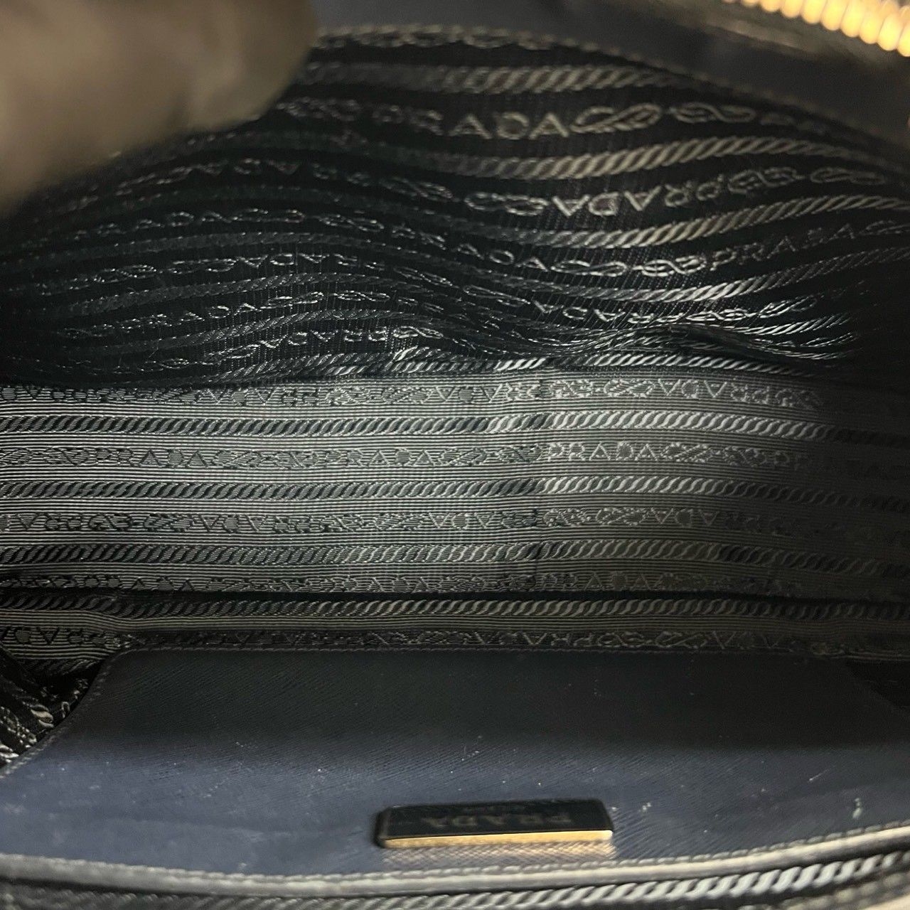 極 美品 袋付き PRADA プラダ 三角ロゴ サフィアーノ レザー 2way