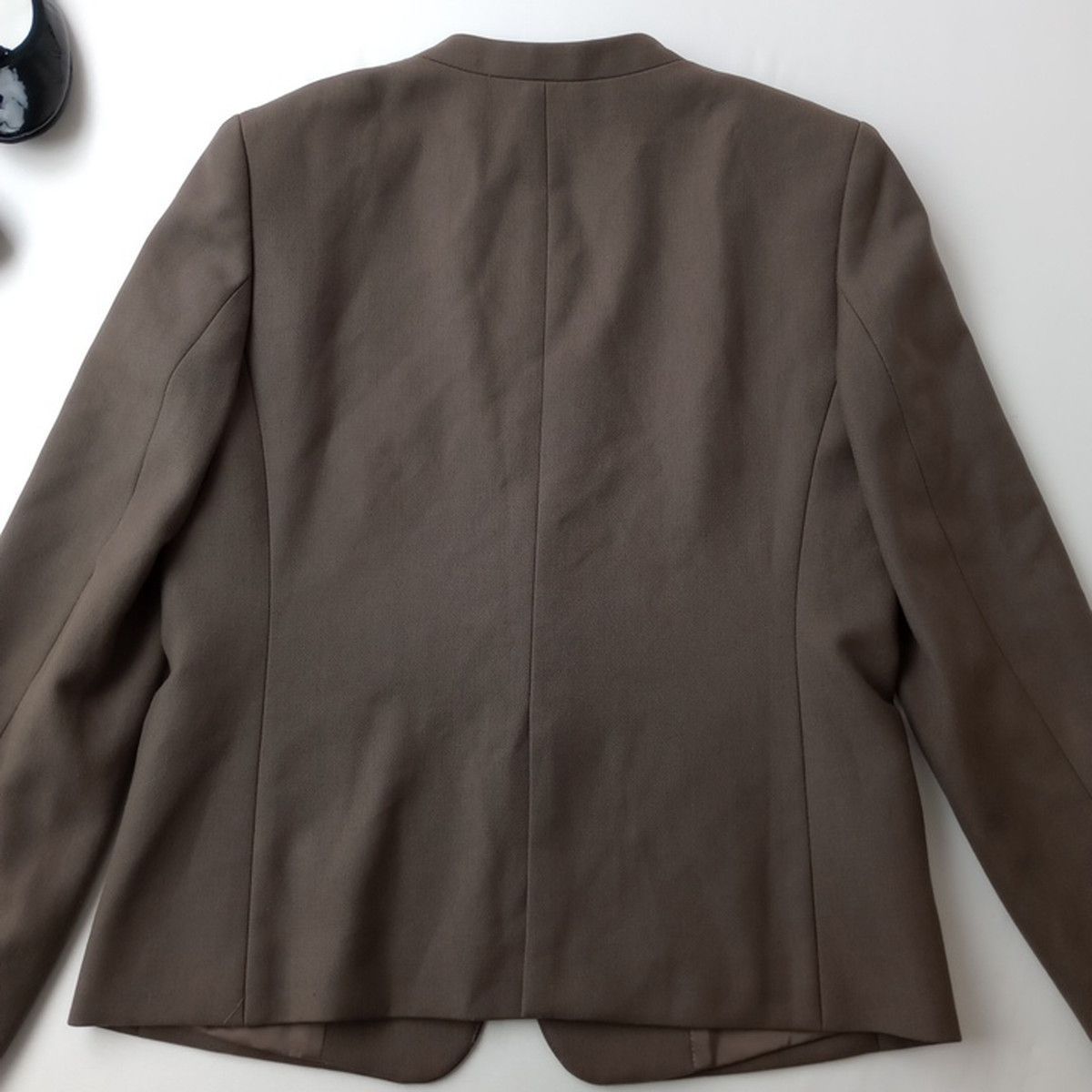 23区　ノーカラージャケット　ブラウン　38 23区 オンワード樫山 ダブルクロスストレッチVカラージャケット ノー