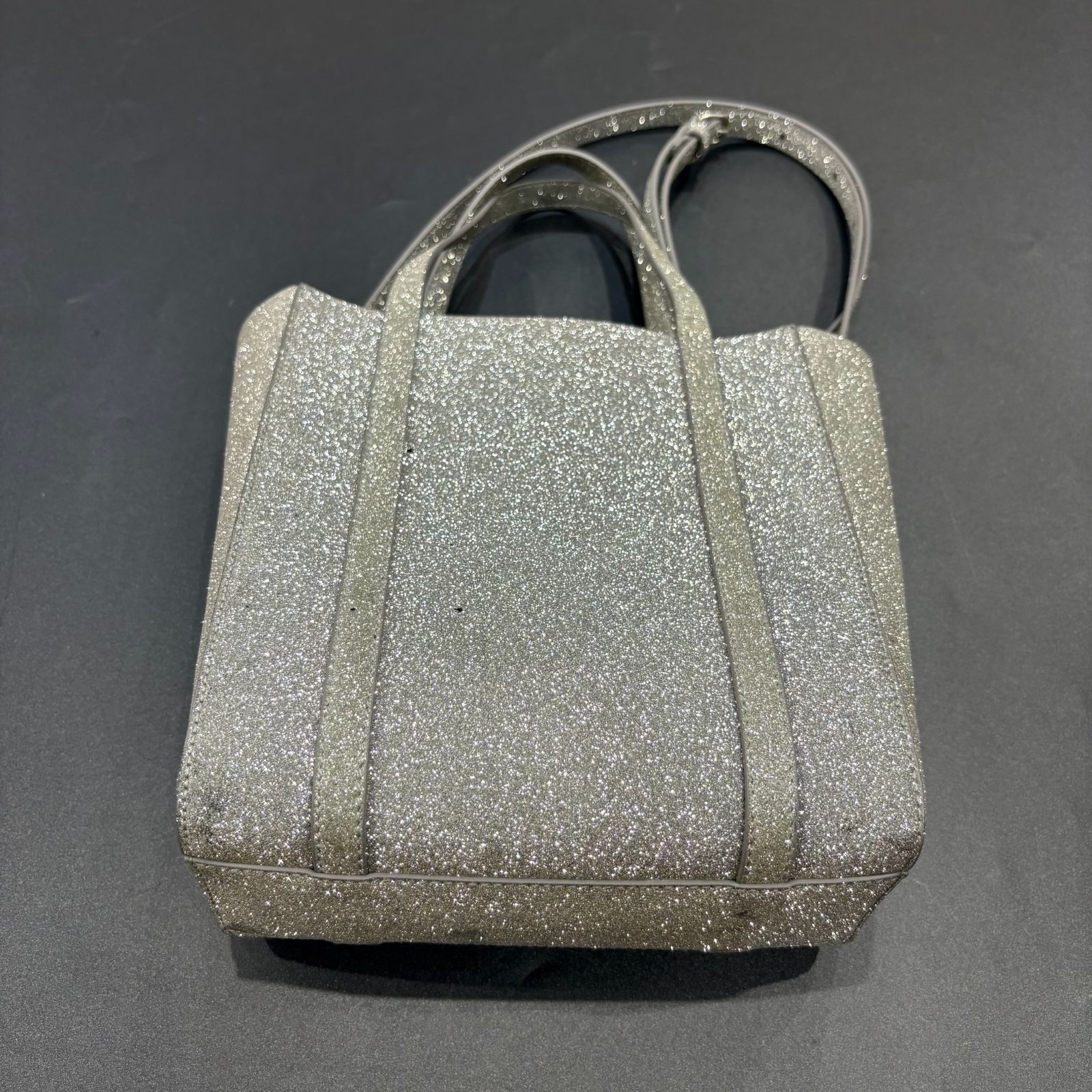 バレンシアガ バッグ