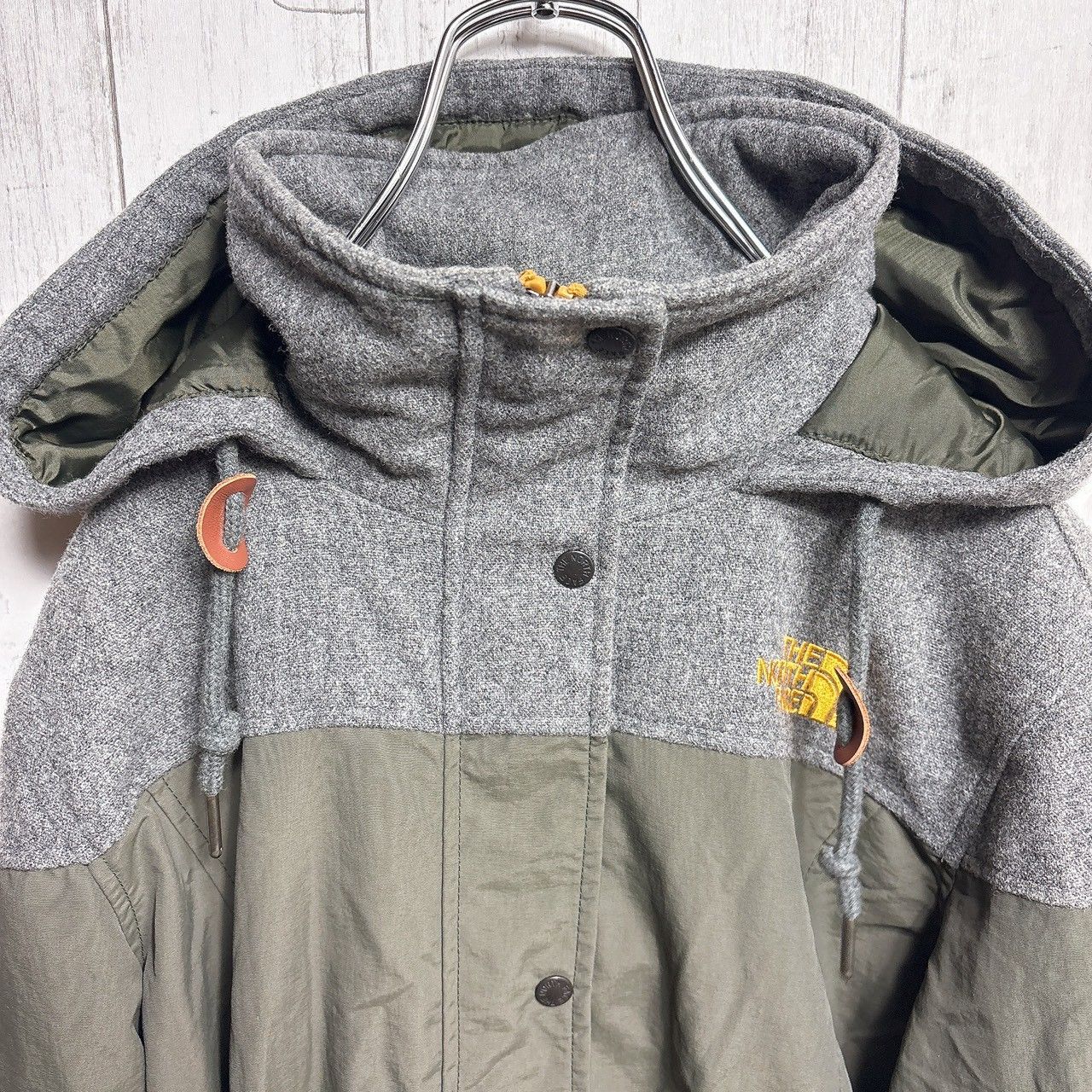 THE NORTH FACE ノースフェイス マウンテンパーカー グレー×カーキ 85