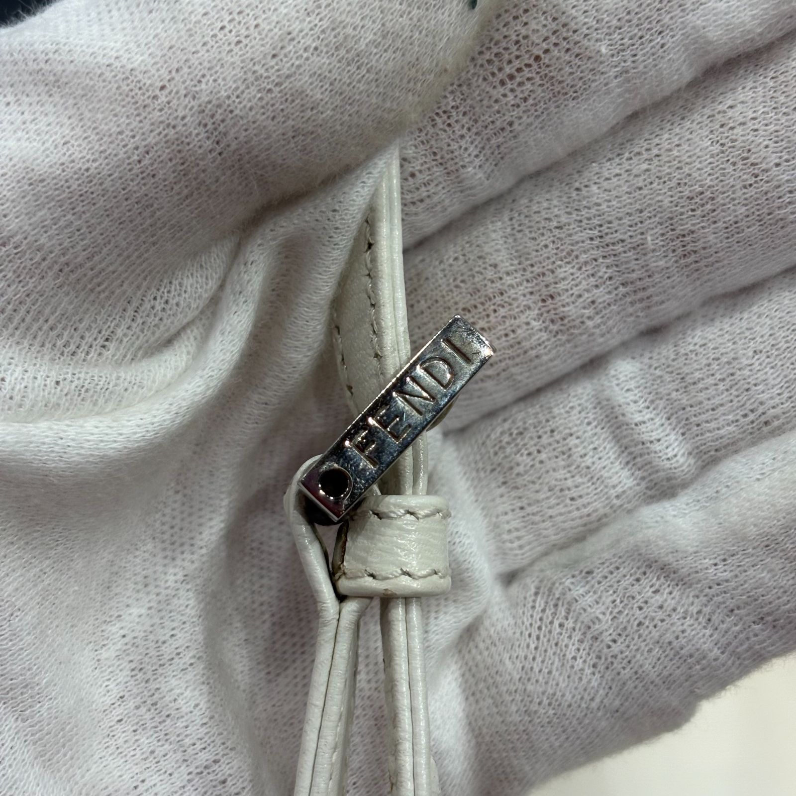 ショルダーバッグ