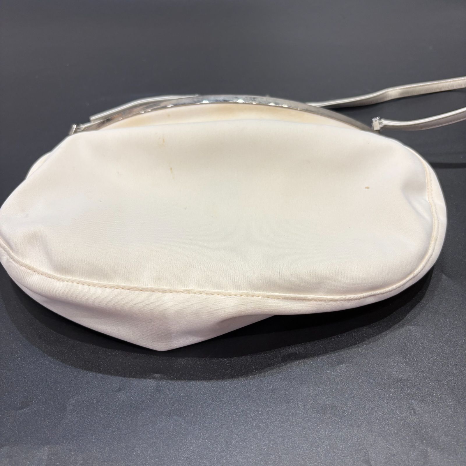 ショルダーバッグ