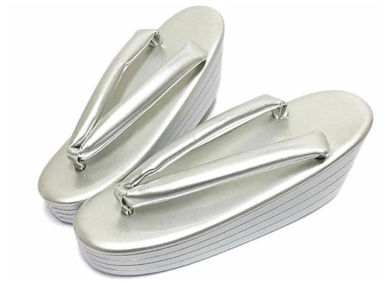 草履 振袖 厚底 四段 ぞうり 四段重ね シルバー 四枚芯 Sサイズ