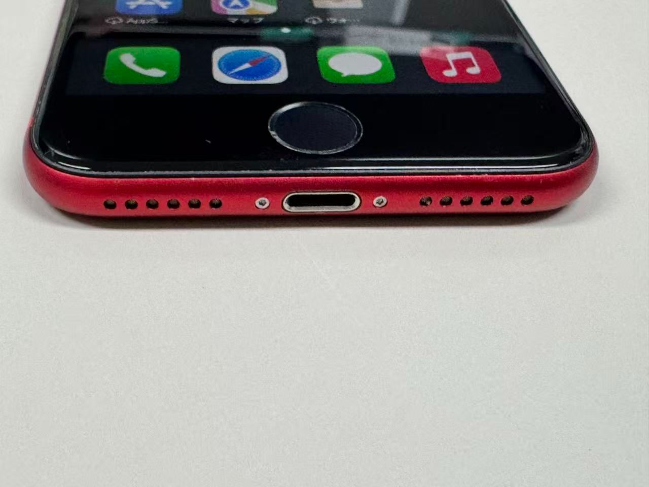 電池100％ SIMフリーiPhone SE(第2世代) 64GB レッド 【公式通販】