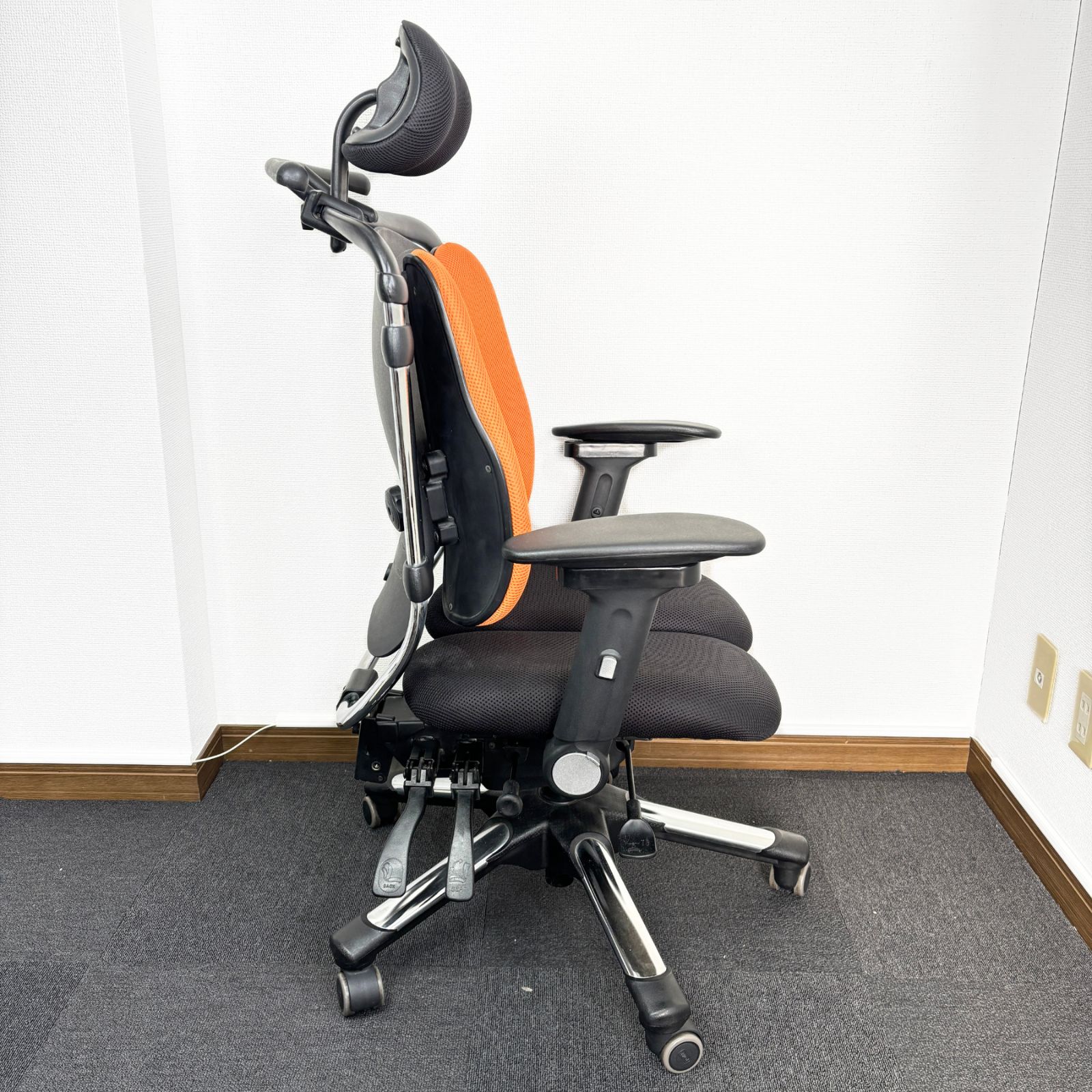 HARA CHAIRニーチェ