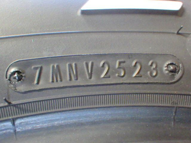  M 236 G 製造 約8部山 Good YEAR EAGLE 1 NASCAR ﾎﾜｲﾄﾚﾀｰ 215 60 R 17 109 107 2本 13インチ サマータイヤ ノーマルタイヤ