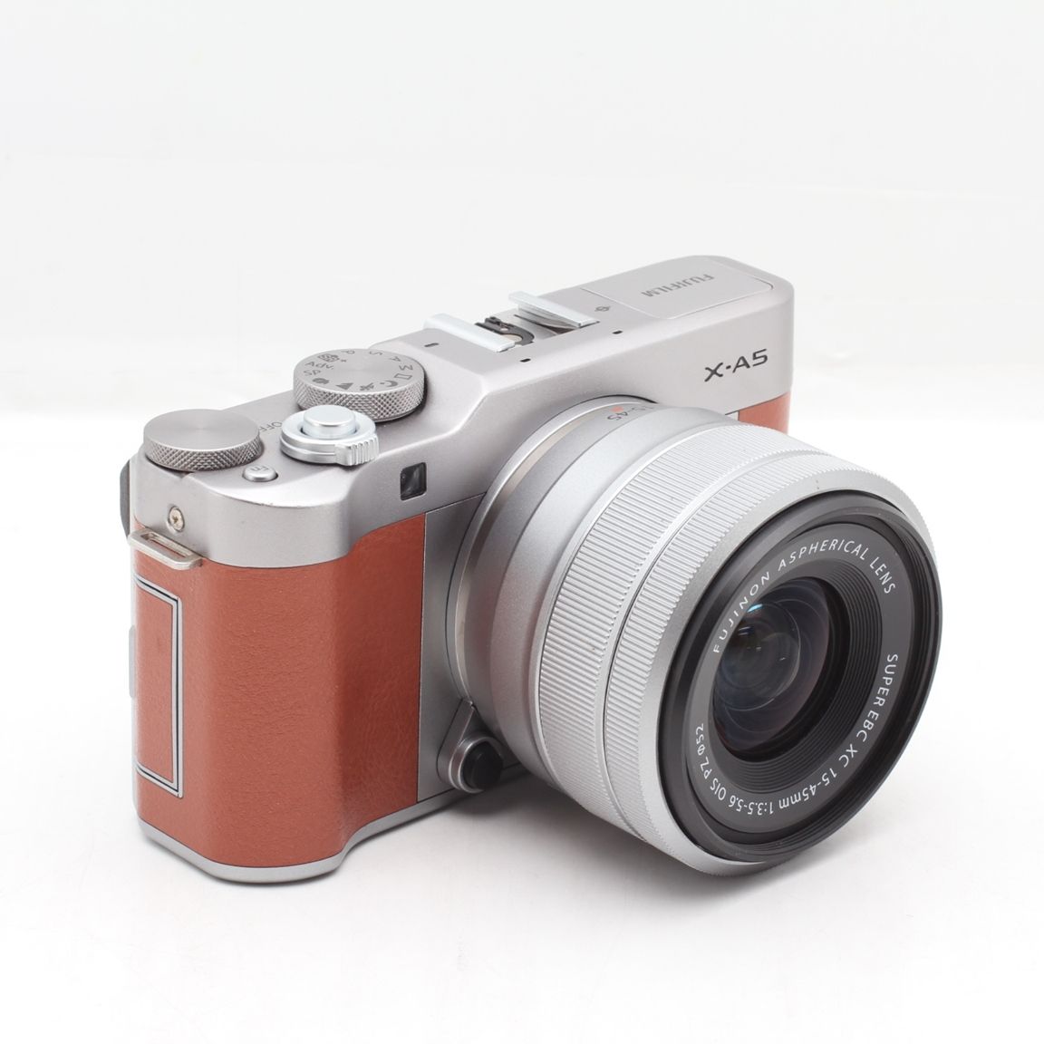美品】FUJIFILM フジフィルム X-A5レンズキット ブラウン JS129-00865