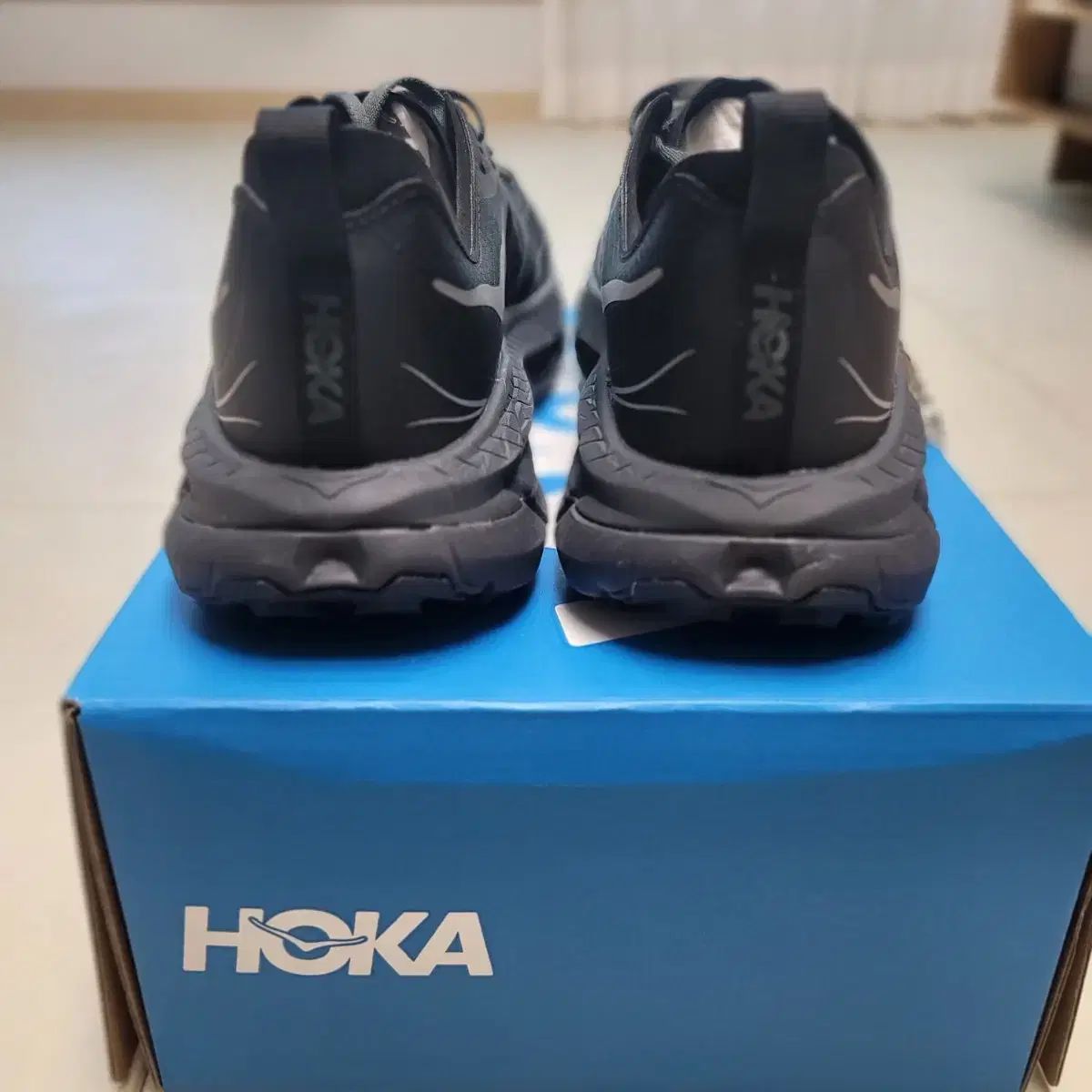  HOKA ONE ホカオネオネ 麻マファテ スピード 4 ライト ブラック 275 登山靴 トレッキングシューズ アウトドアシューズ