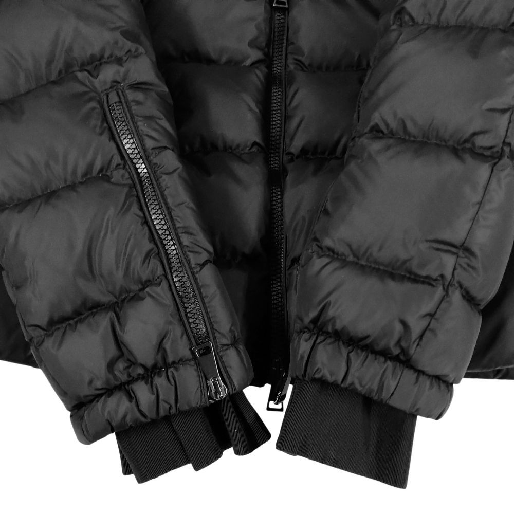 MONCLER モンクレール BETULA ベチュラ ダウンジャケット ブラック