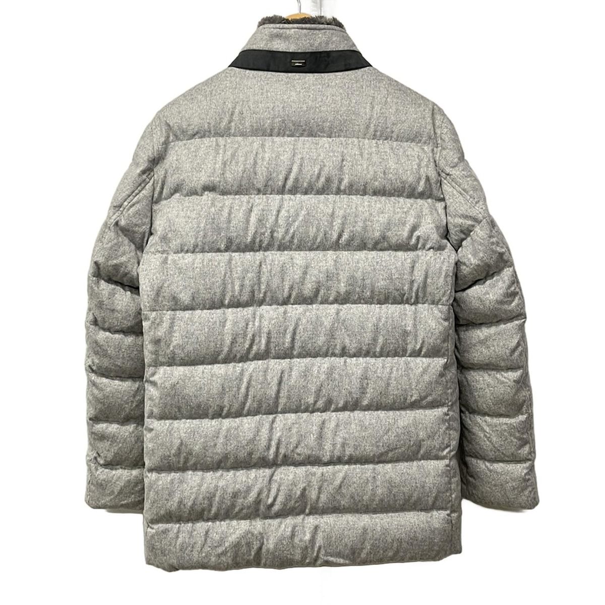 HERNO(ヘルノ) ダウンジャケット サイズ50 M メンズ美品 - ライト