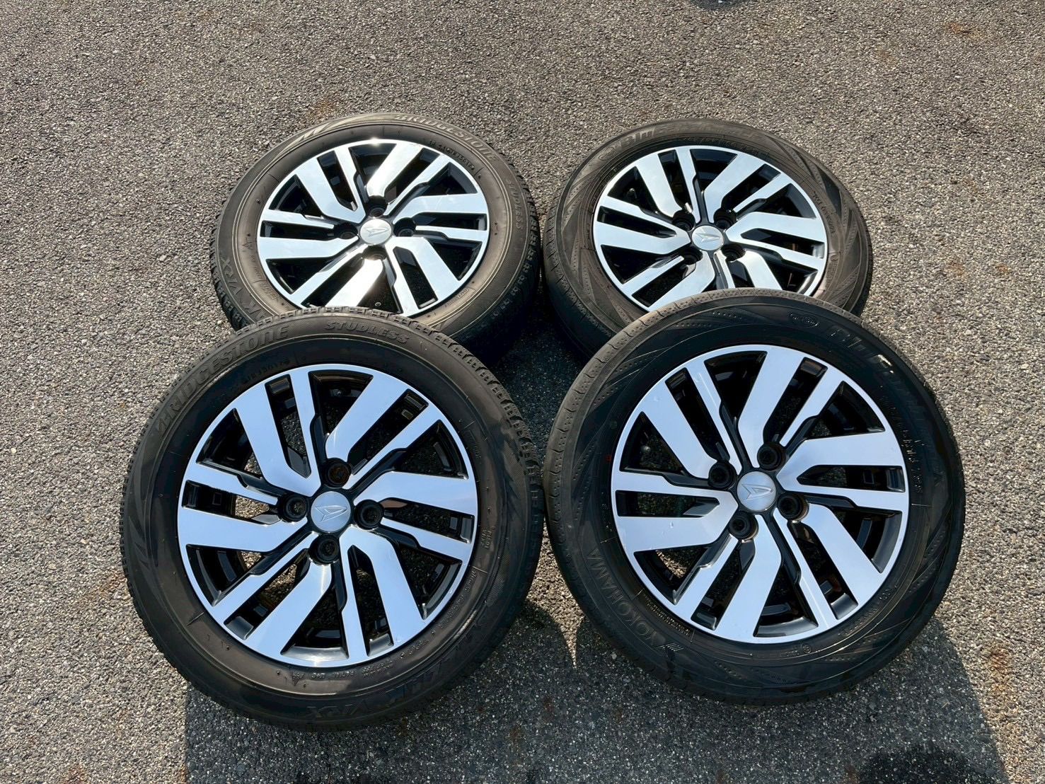 2511 141 05 ルーミー タンク ダイハツ アルミ ホイール 14インチ 165 65 R 14 5 J 35 PCD 100 4 H バブ径約54 mm