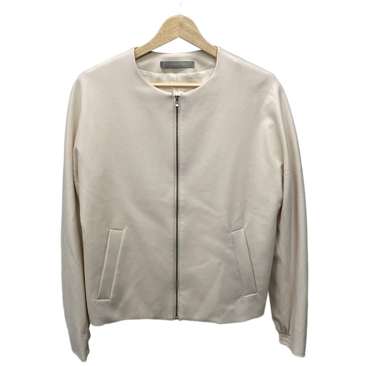 美品　セオリーリュクスブルゾン　サイズ38 theory luxe(セオリーリュクス) ブルゾン サイズ38 M レディース美品