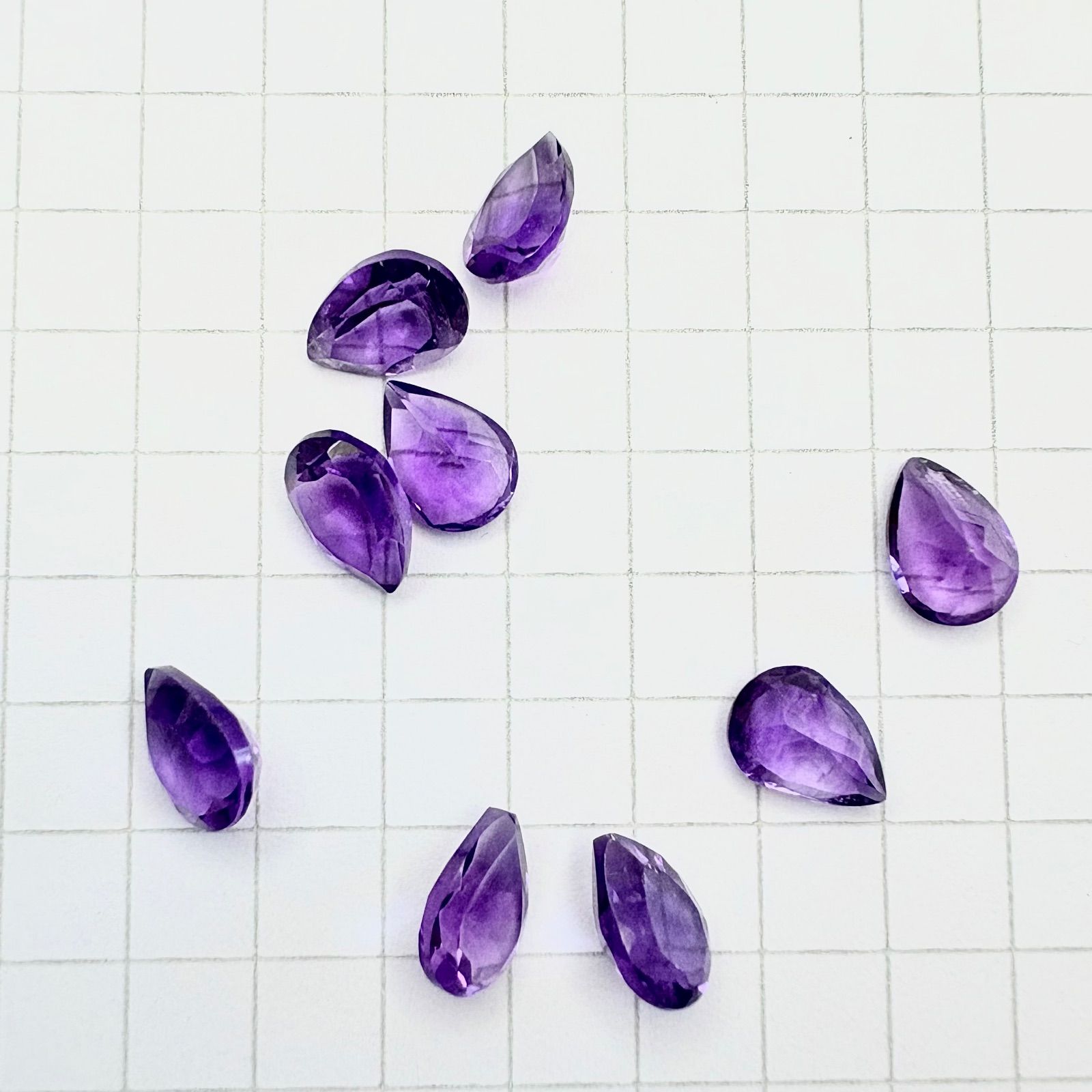 宝石質アメジスト》ペアシェイプファセットカット7×5mm ルース しずく