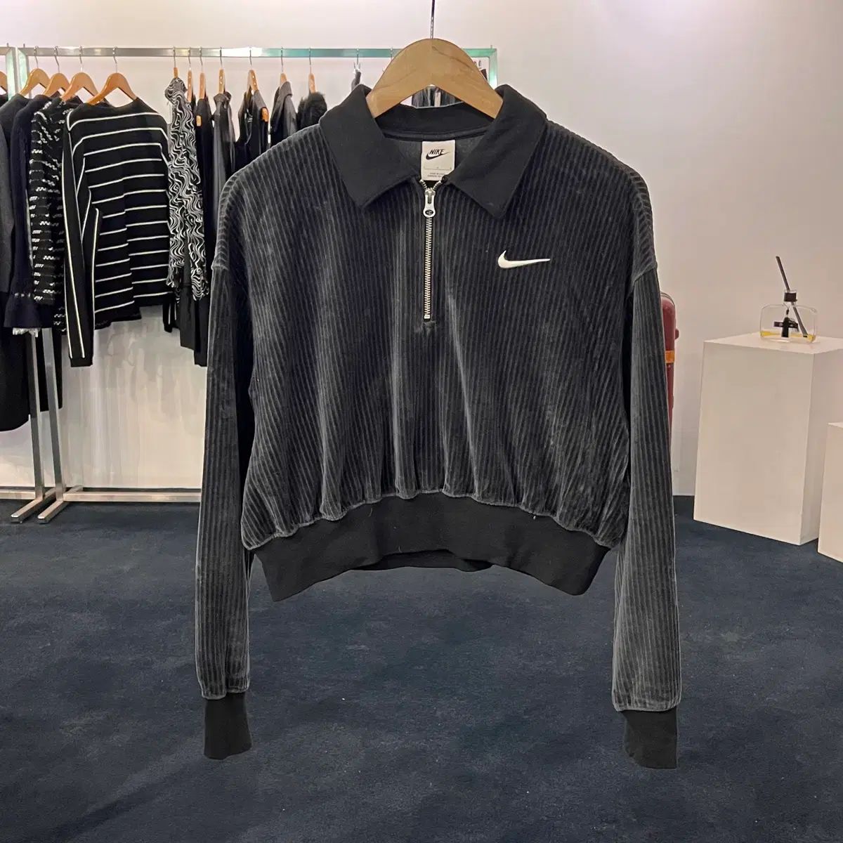 L NIKE ナイキ NSW ベロア クォータージップ コーデュロイ 