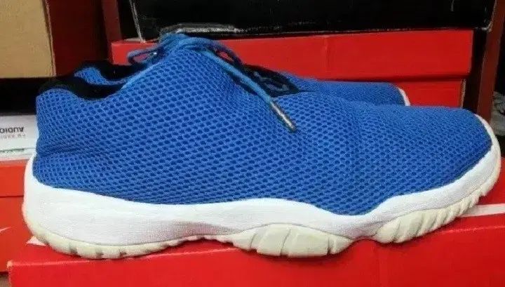 ナイキ ジョーダン Hello Future ロー